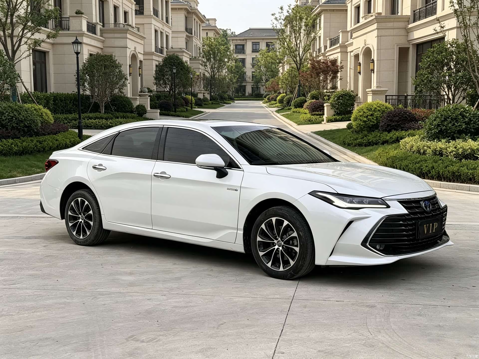 Toyota Avalon, 2024 3