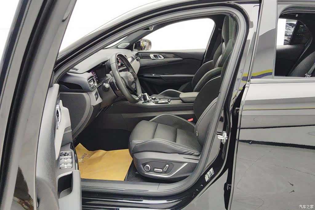 Lynk & Co 02, 2022 9