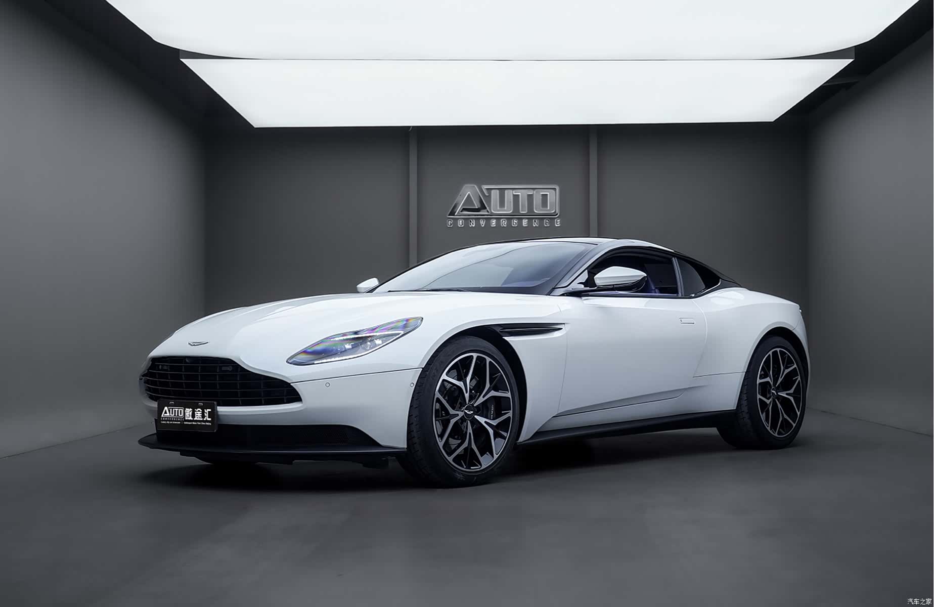 Aston Martin DB11