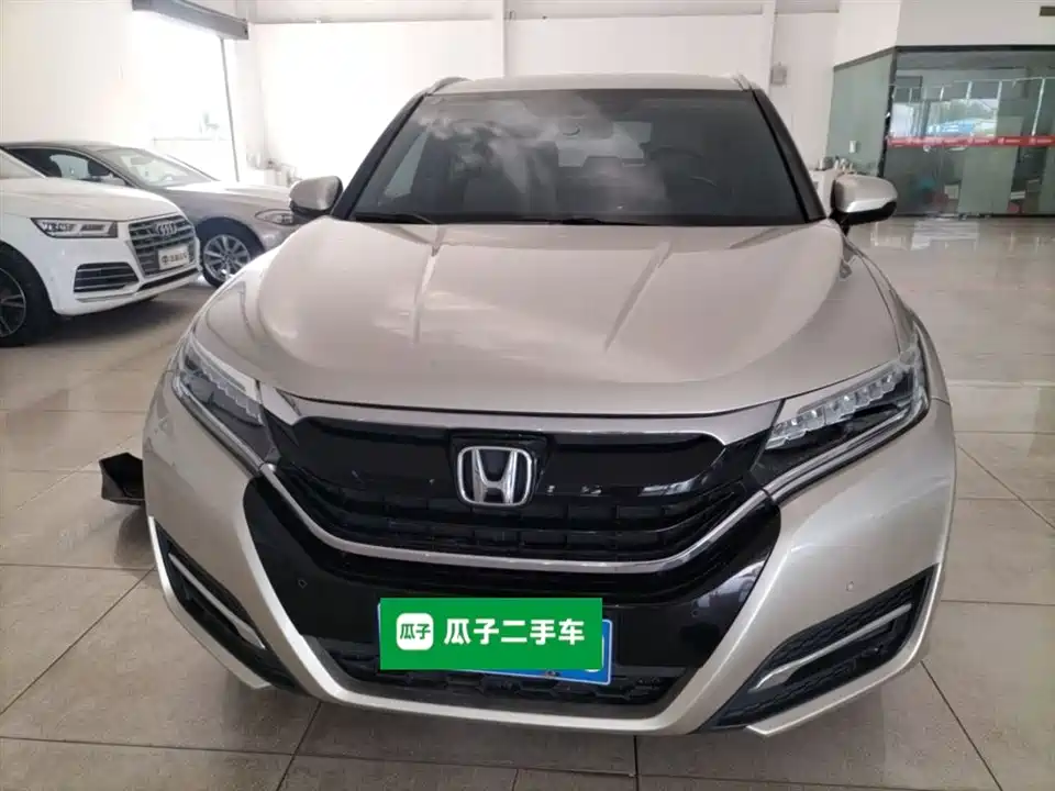 Honda UR-V Honda UR-V