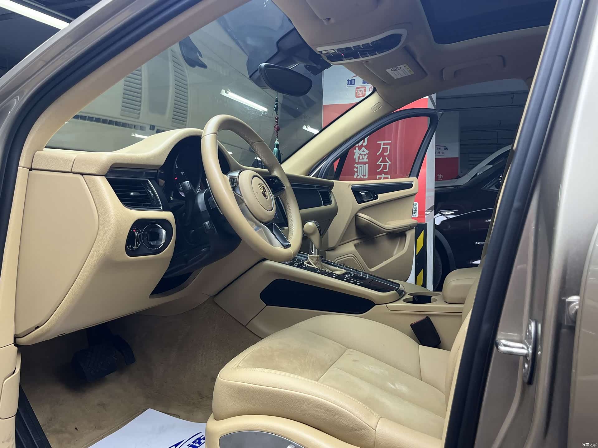 Porsche Macan, 2015 все фото
