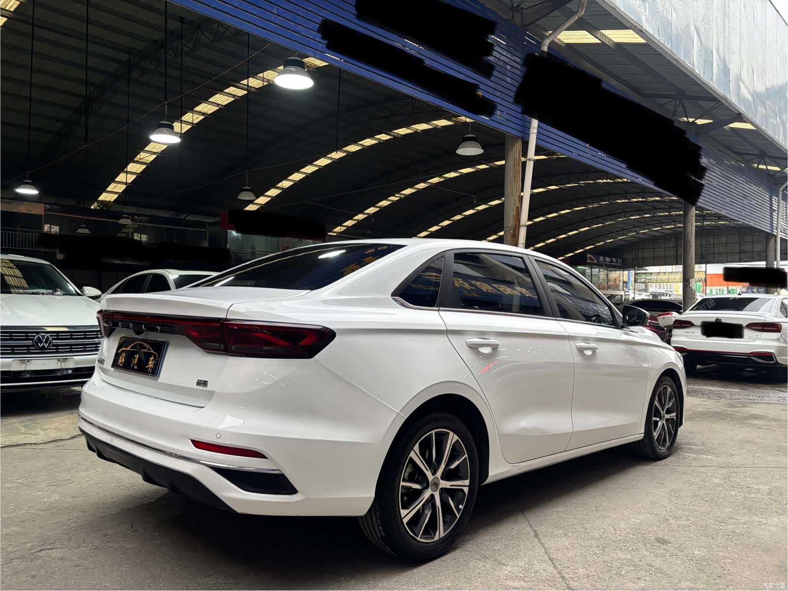 Geely Emgrand, 2021 15