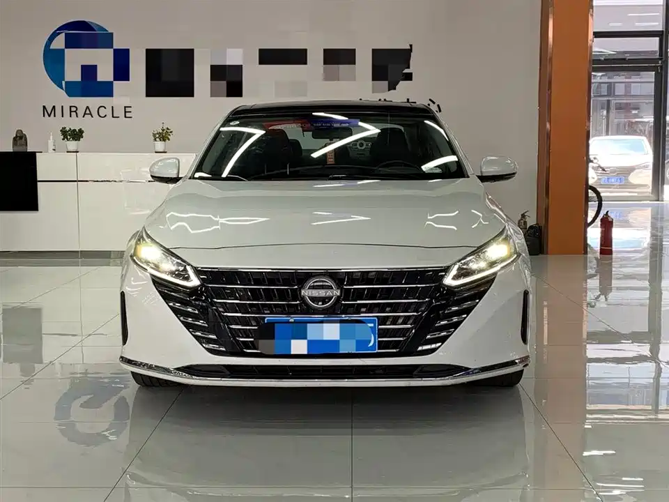 Nissan Teana