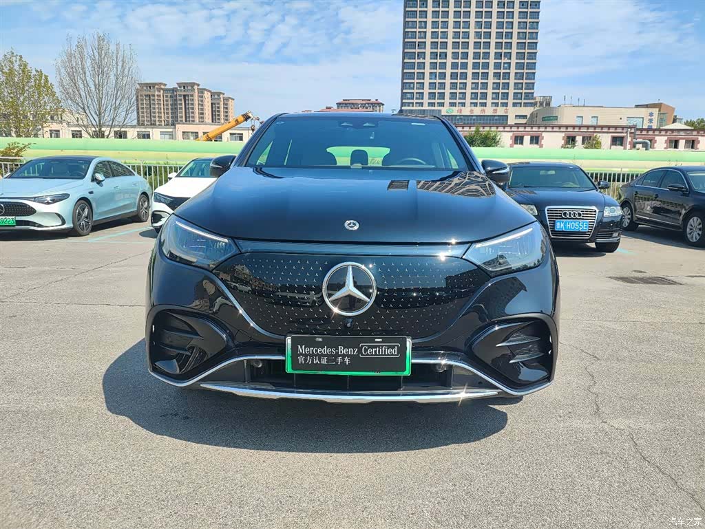 Mercedes-Benz EQE, 2025 10