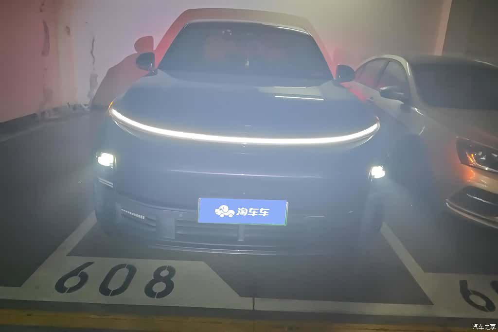Li Auto L8, 2022 2