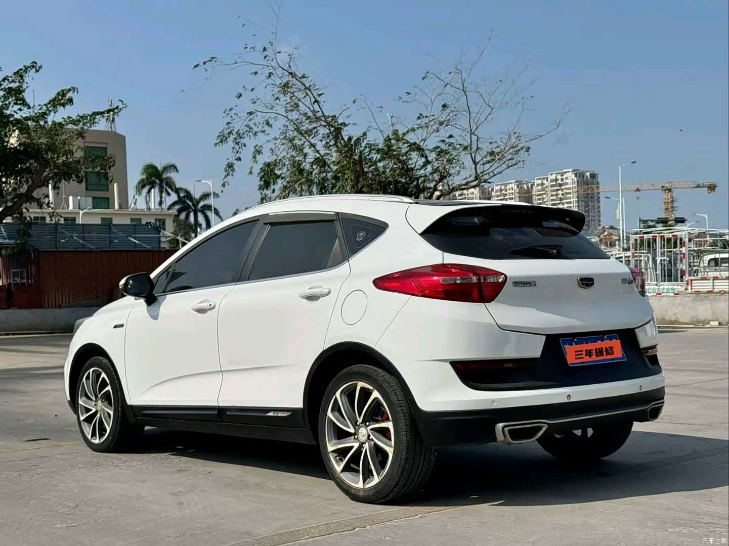Geely Emgrand, 2017 9