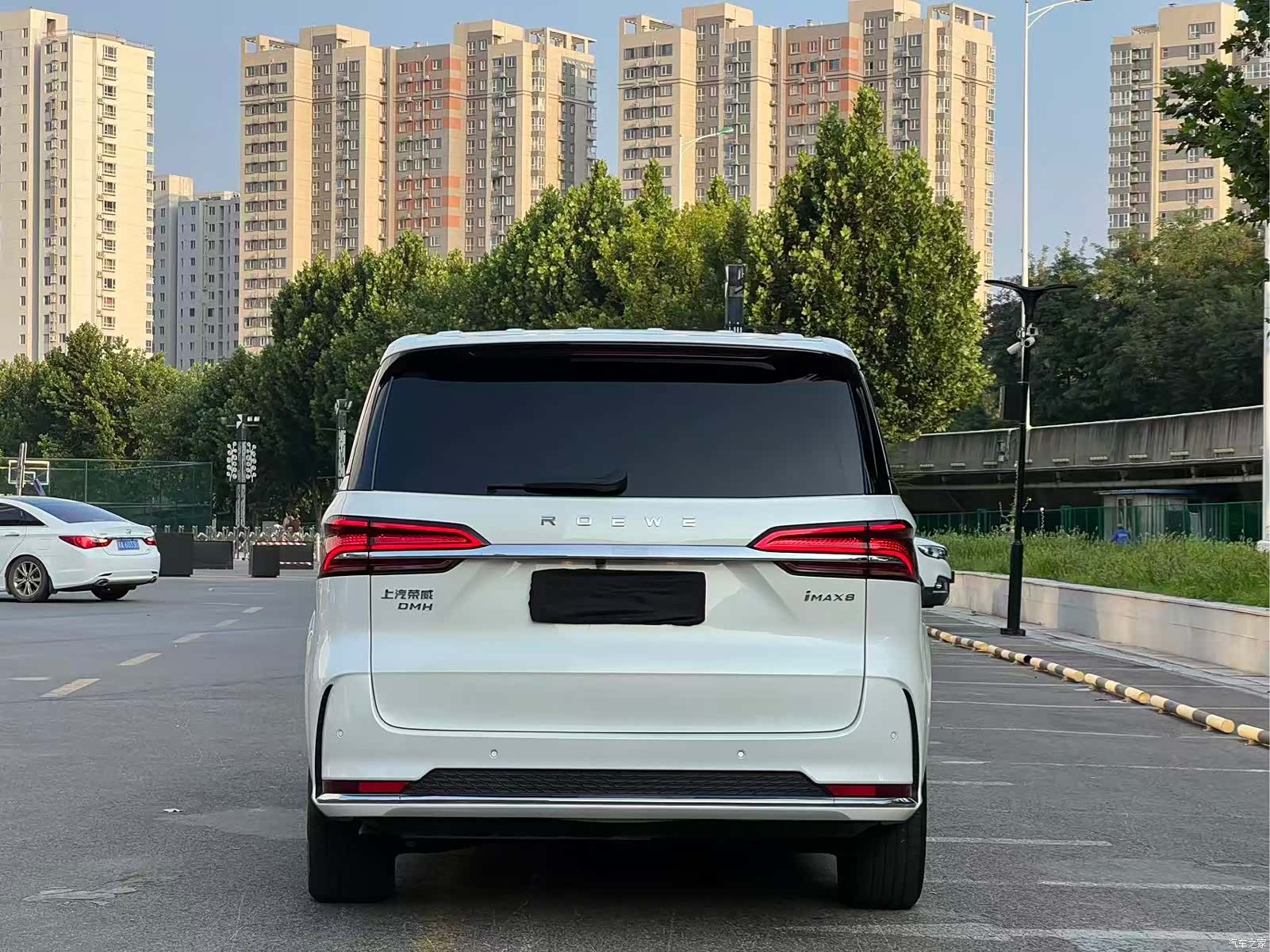Roewe iMAX8, 2025 9