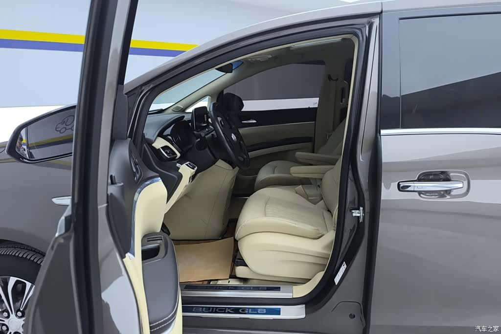 Buick GL8, 2023 9