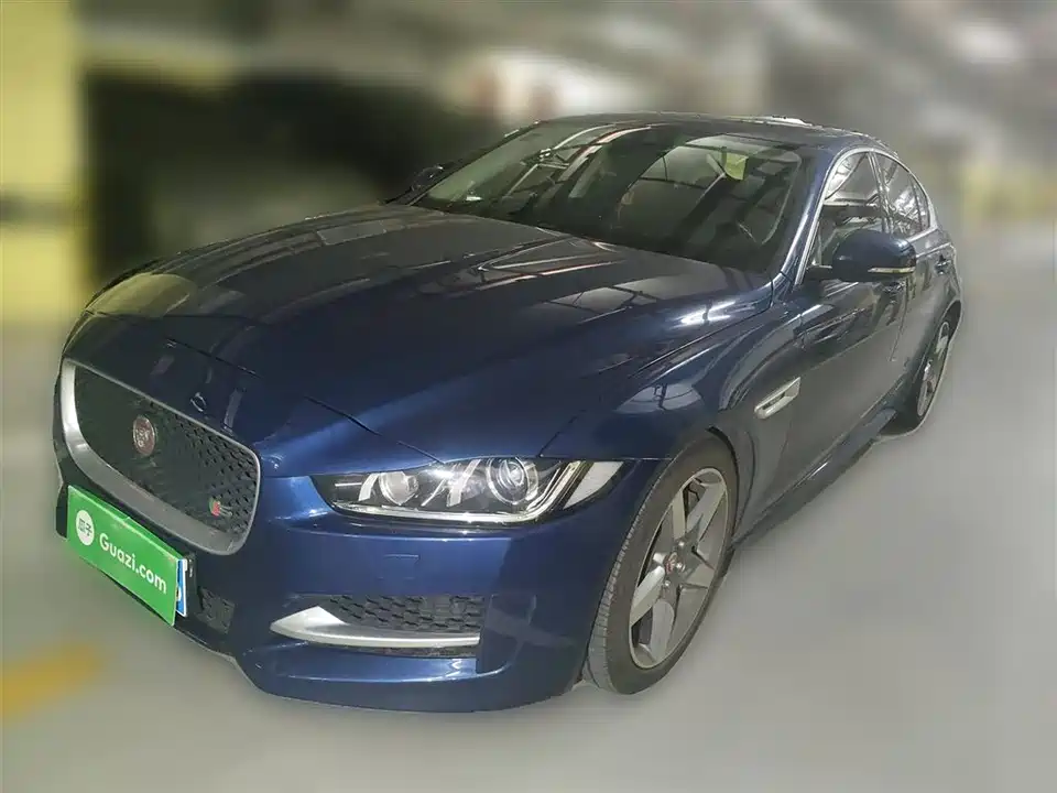 Jaguar XE