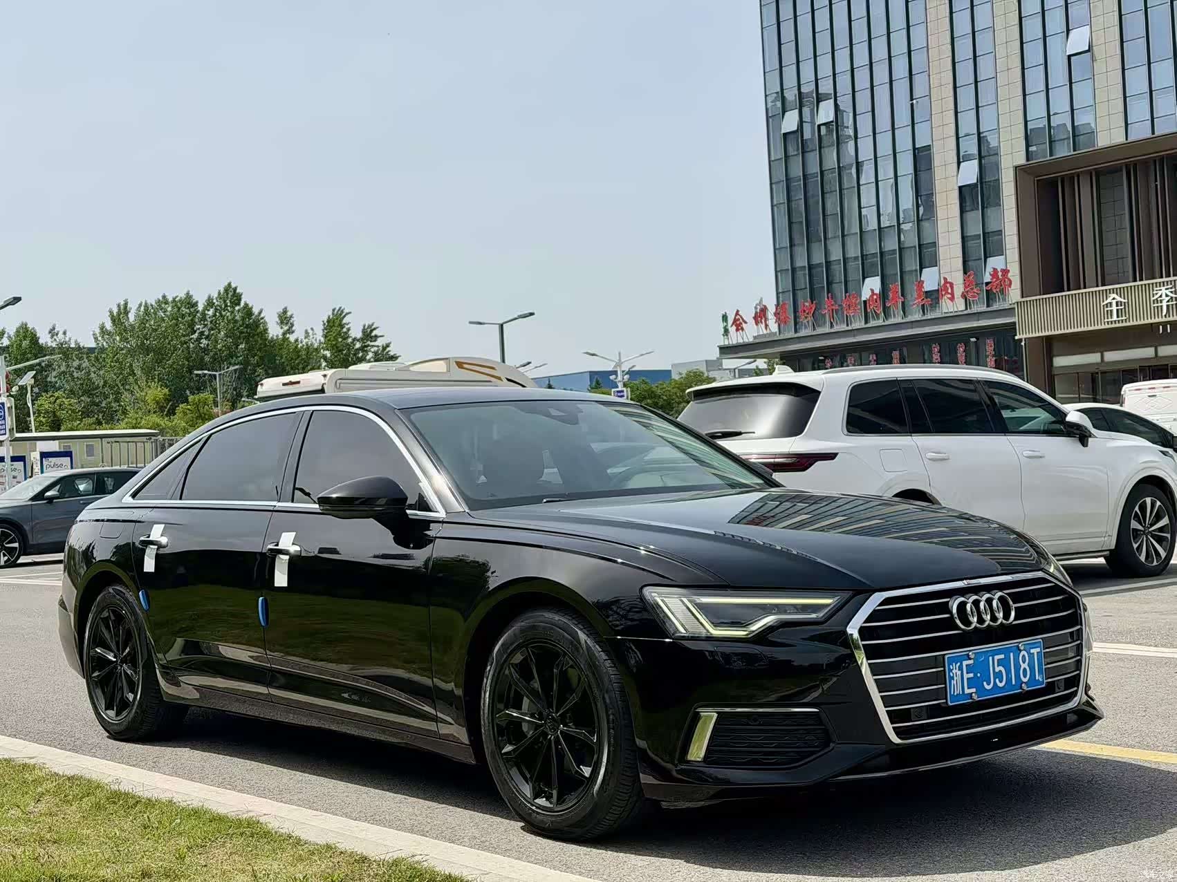 Audi A6L, 2020 3