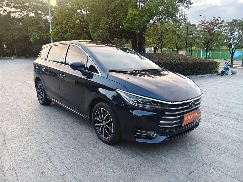 BYD Song MAX