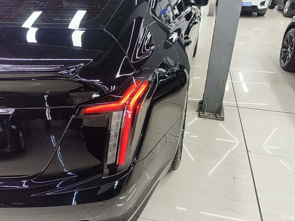 Cadillac CT5, 2023 8