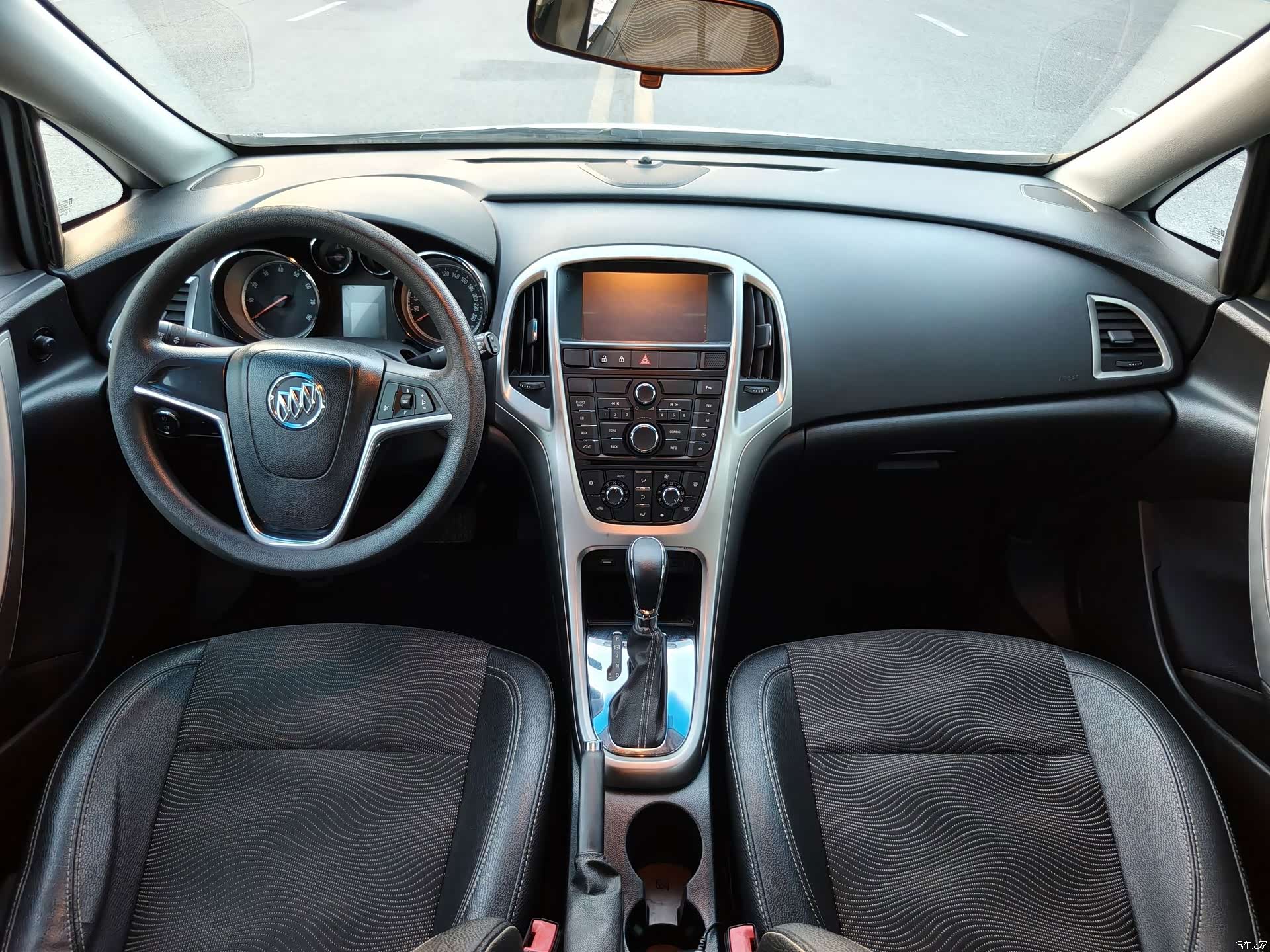 Buick XT, 2015 все фото