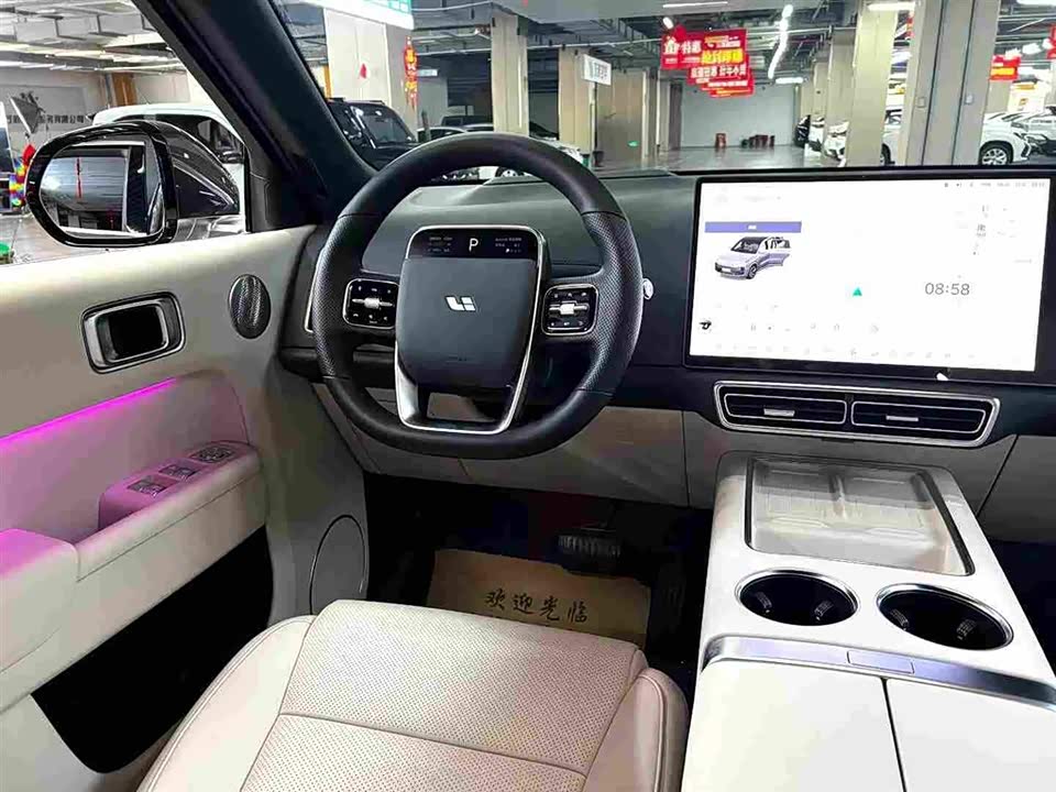 Li Auto Ideal L8