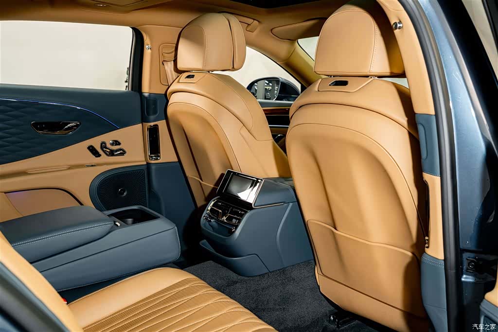 Bentley Flying Spur, 2021 27