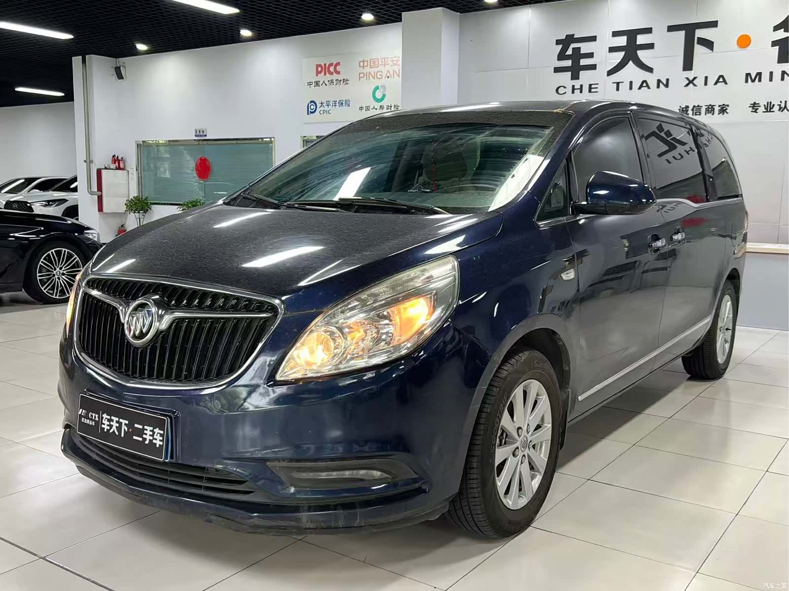Buick GL8, 2017 1