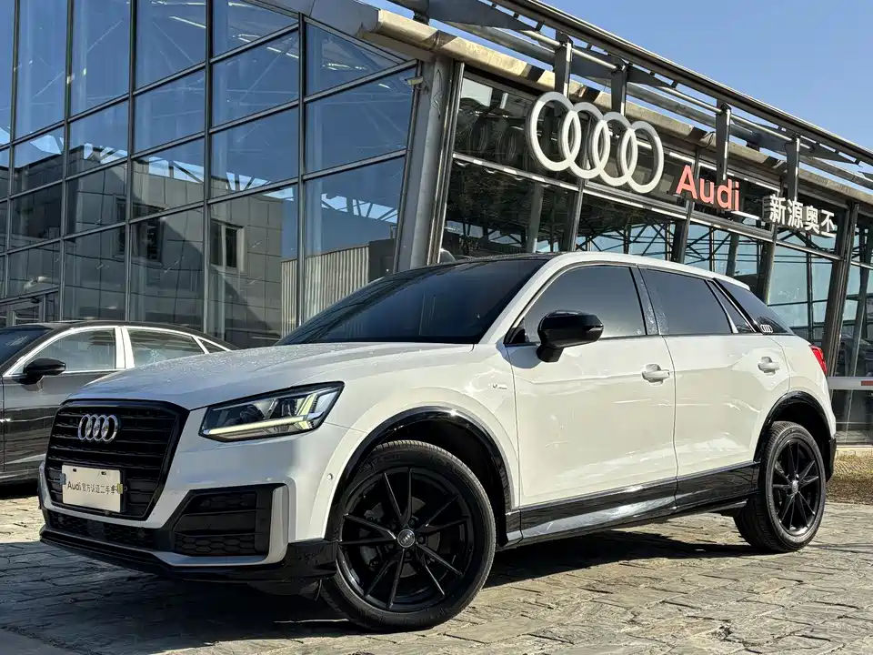 Audi Q2L