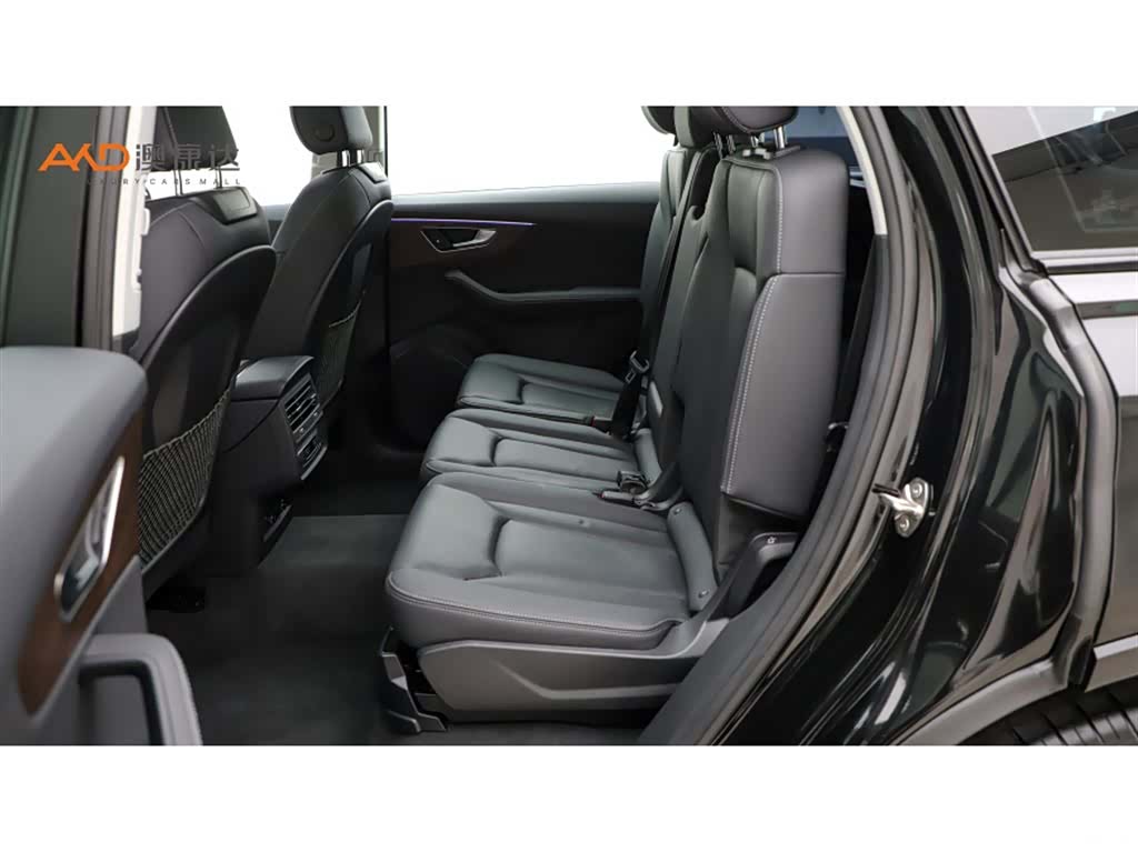 Audi Q7, 2026 7