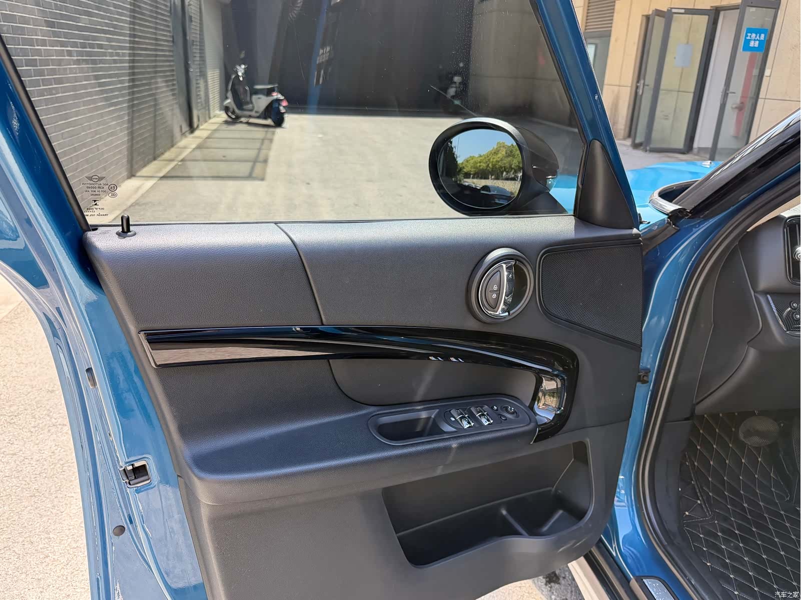 Mini Countryman, 2019 16