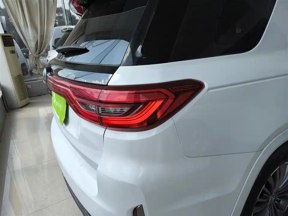 Changan CS95