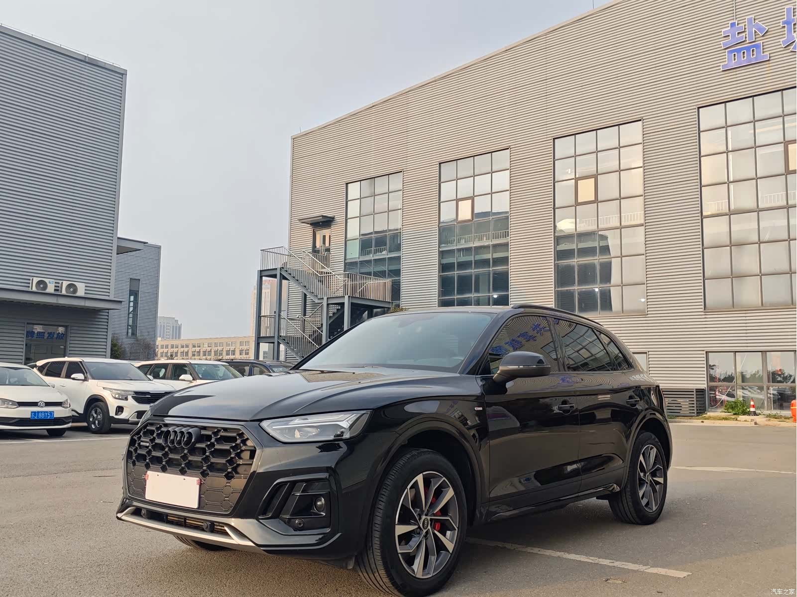 Audi Q5L, 2024 1