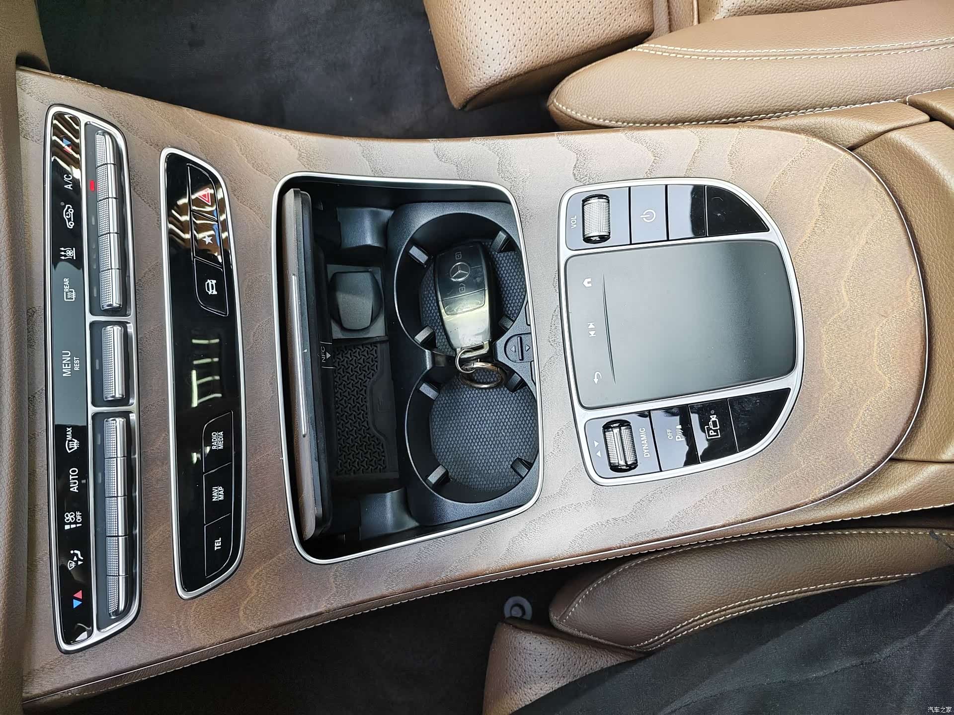 Mercedes-Benz E-Class, 2022 7