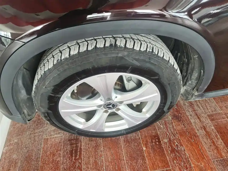 Mercedes-Benz GLC Mercedes-Benz GLC