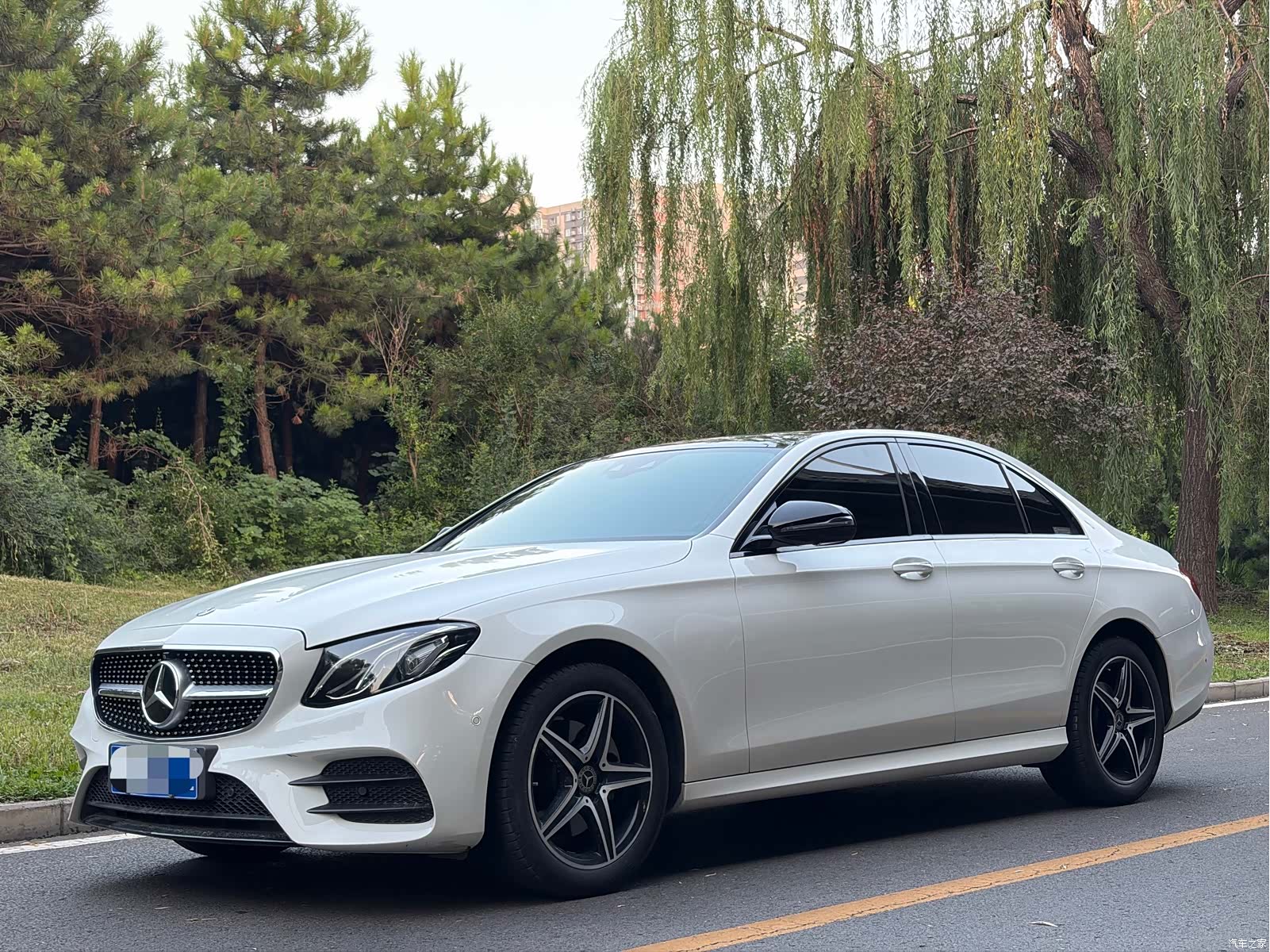 Mercedes-Benz E-Class, 2019 1