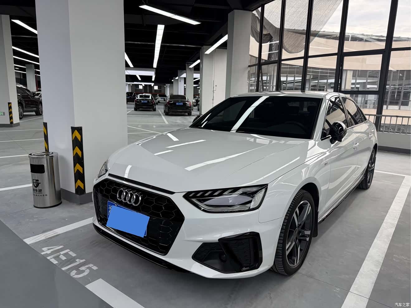 Audi A4L, 2022 1