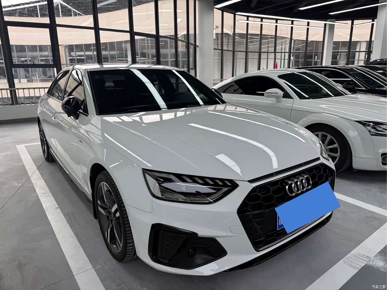 Audi A4L, 2022 3