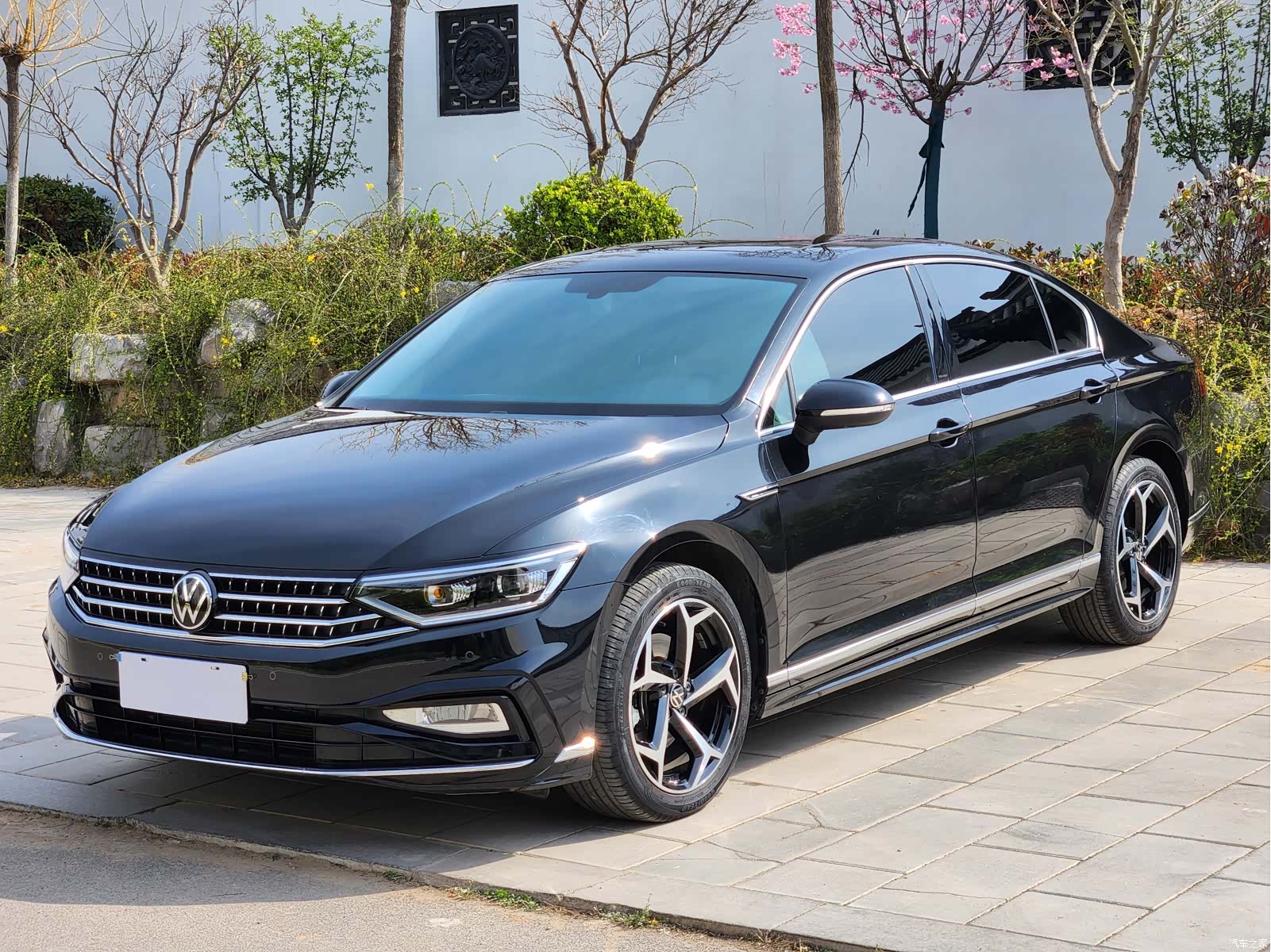 Volkswagen Magotan, 2023 2