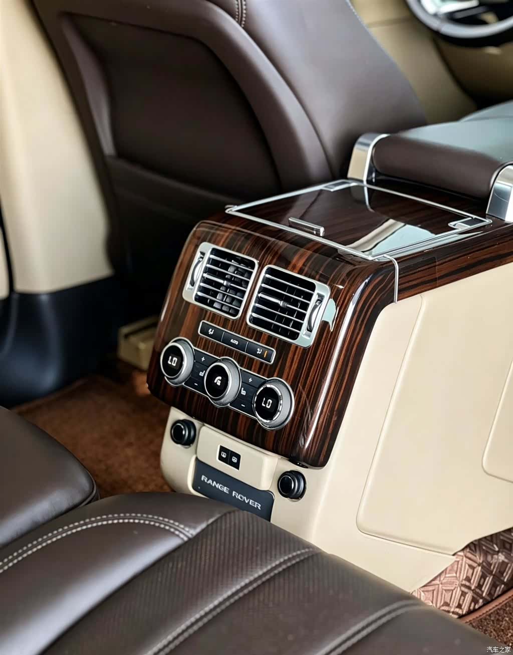 Land Rover Range Rover, 2018 17