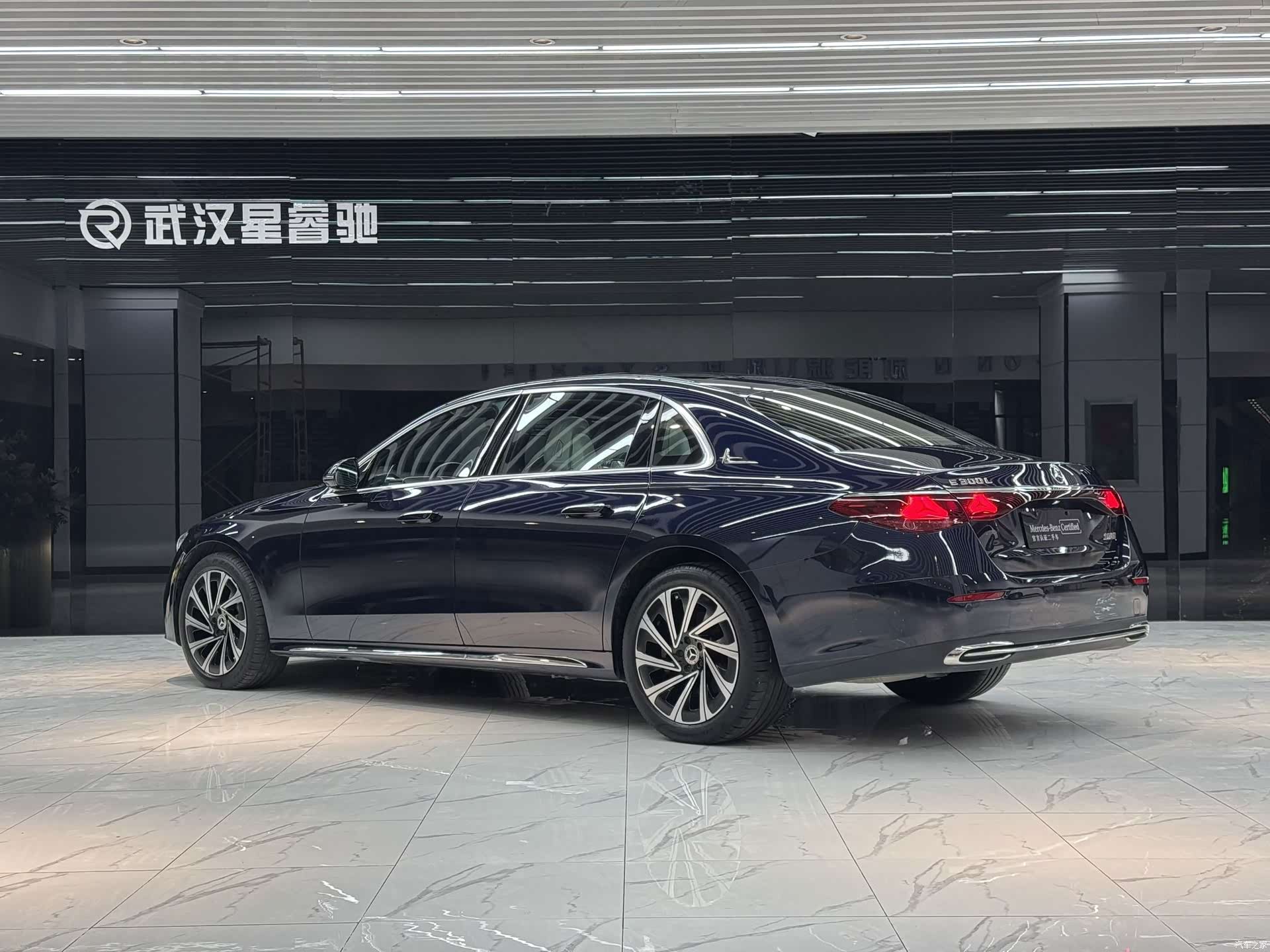 Mercedes-Benz E-Class, 2023 6