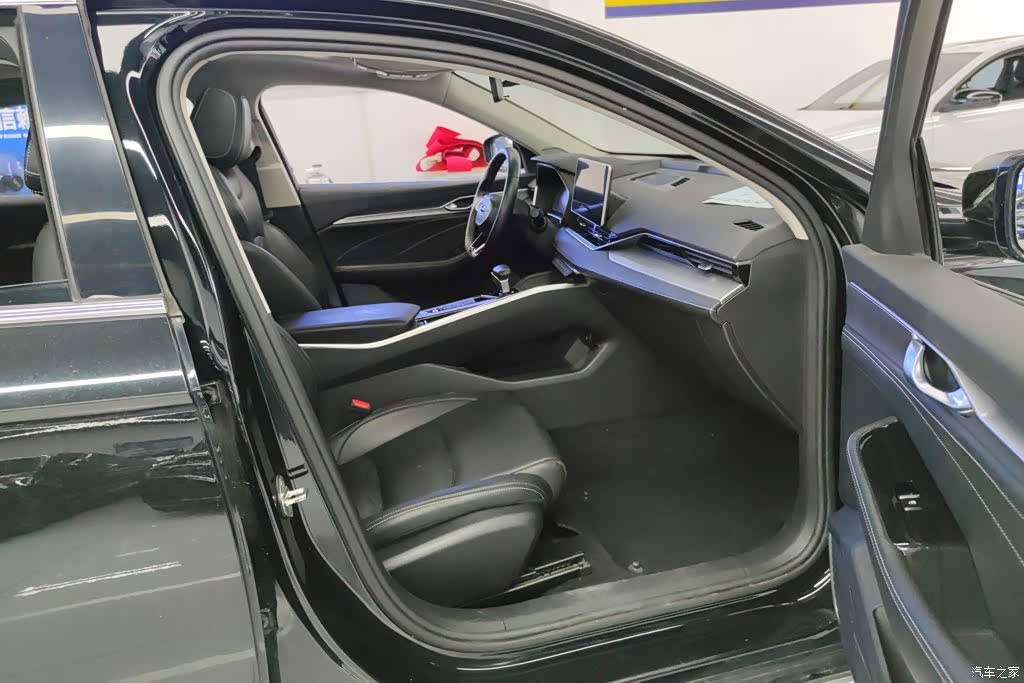 Geely Preface, 2020 8