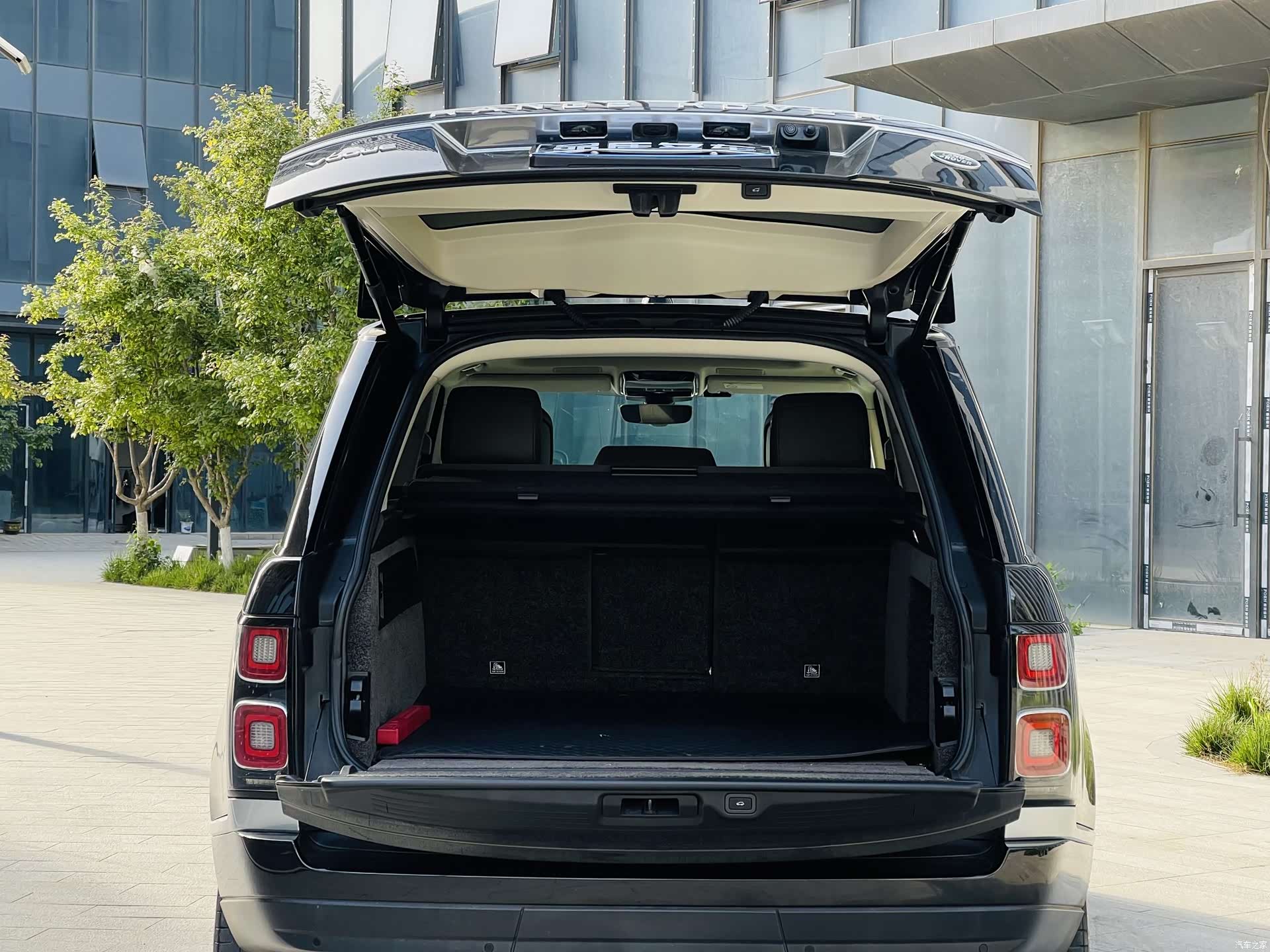 Land Rover Range Rover, 2022 16