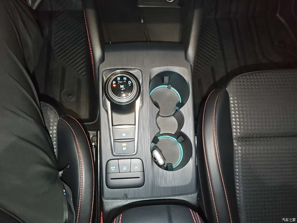 Ford Focus, 2022 14