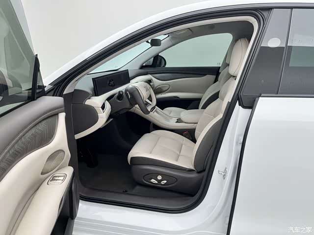 IM Motors LS6, 2025 21
