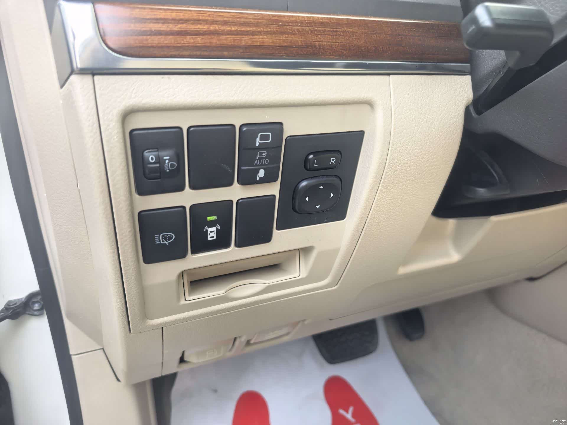 Toyota Land Cruiser, 2018 11
