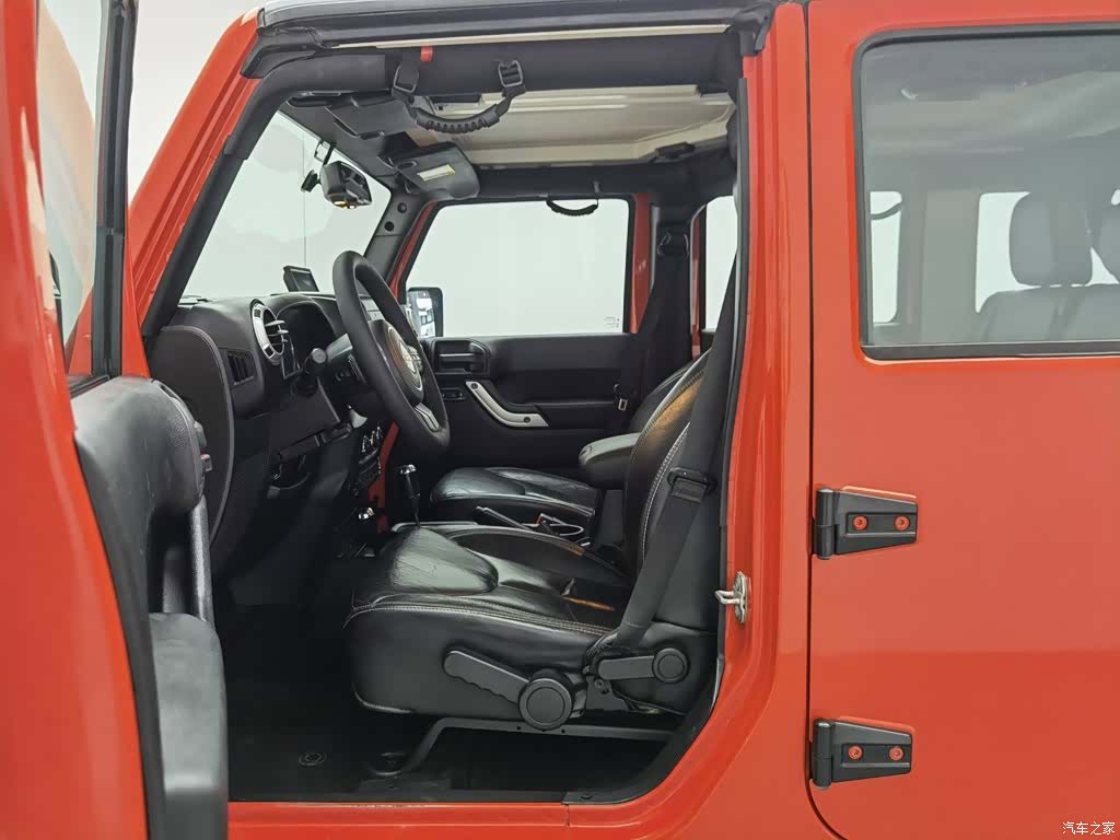 Jeep Wrangler, 2015 10