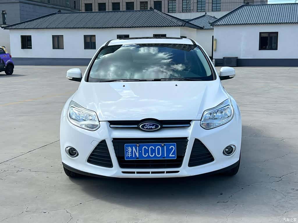 Ford Focus, 2012 8