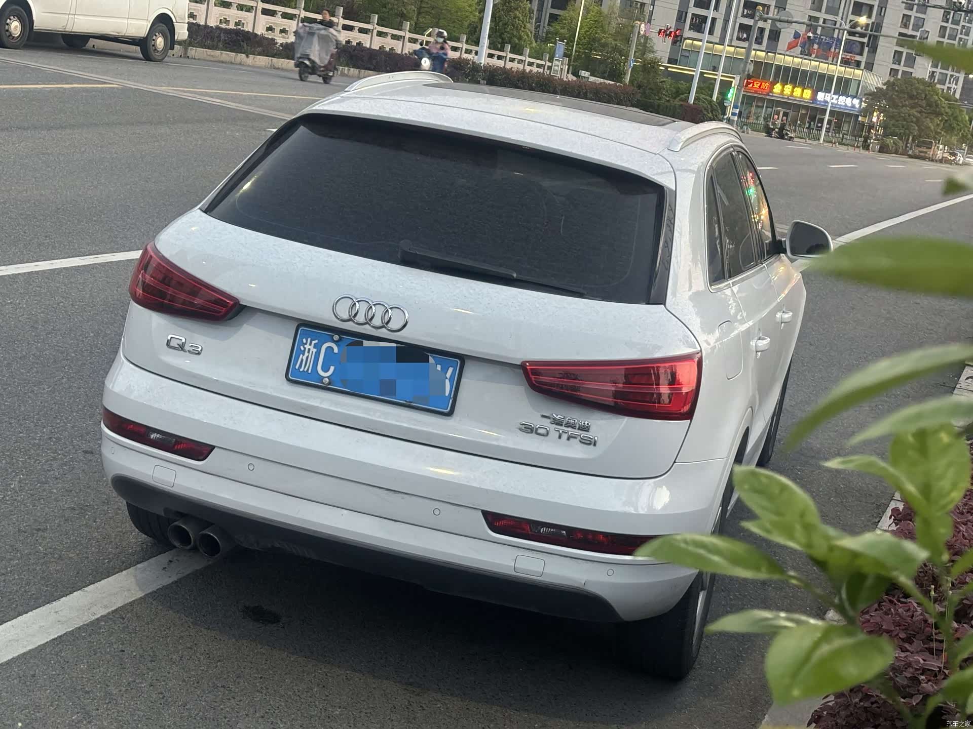 Audi Q3, 2019 11