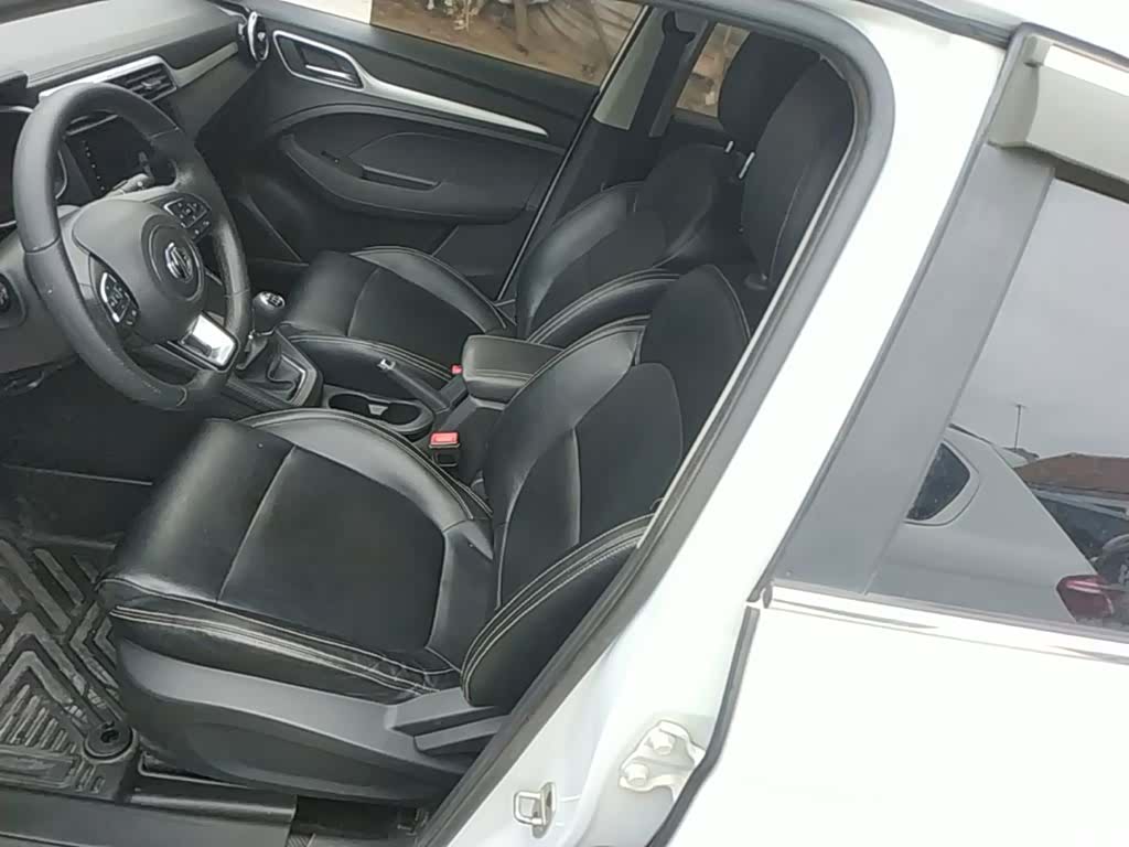 MG ZS, 2020 15