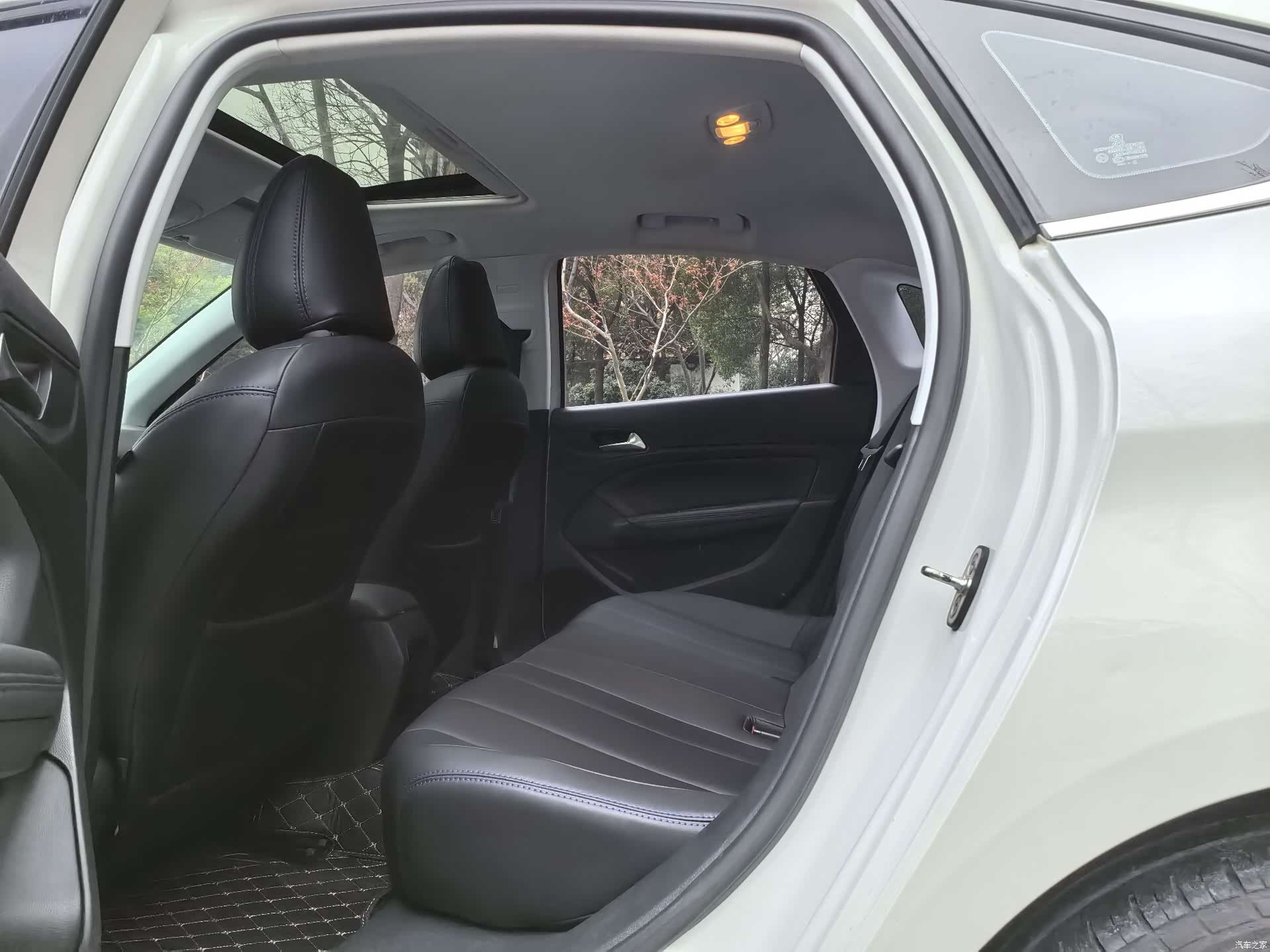 Peugeot 308, 2018 12