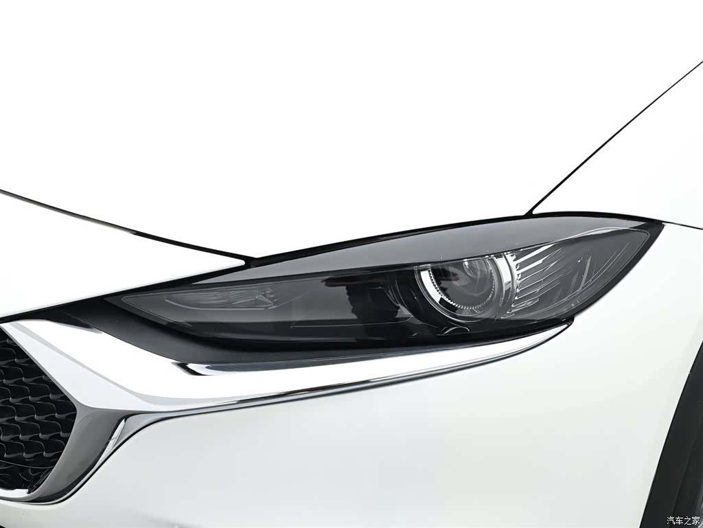 Mazda CX-4, 2023 18