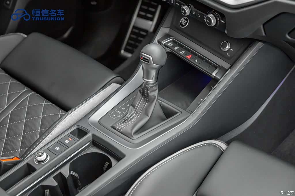 Audi Q3, 2024 19