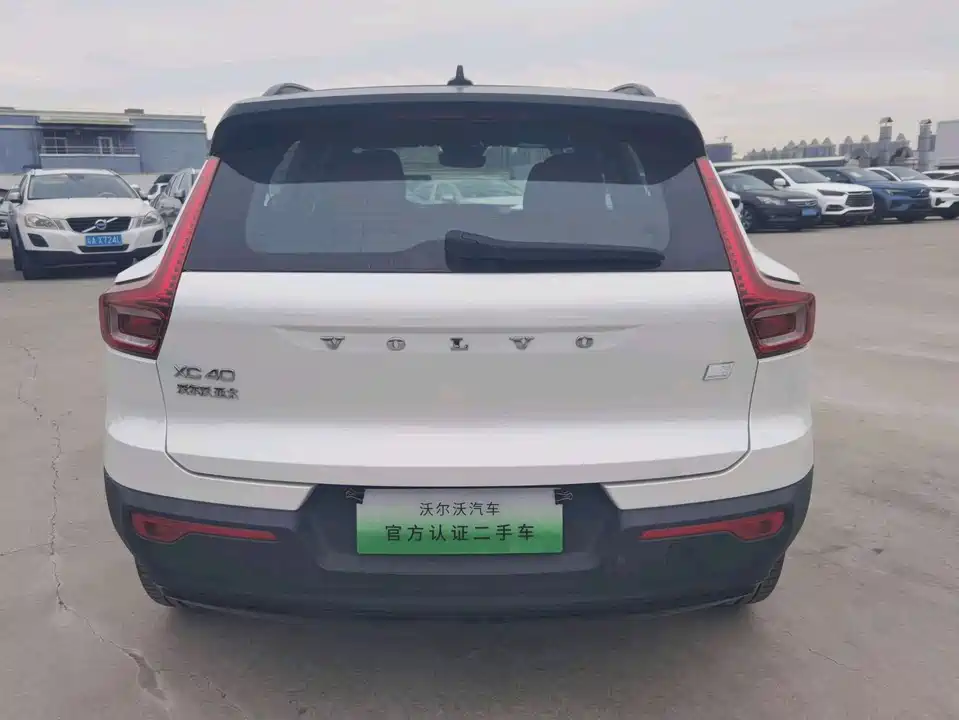 Volvo XC40