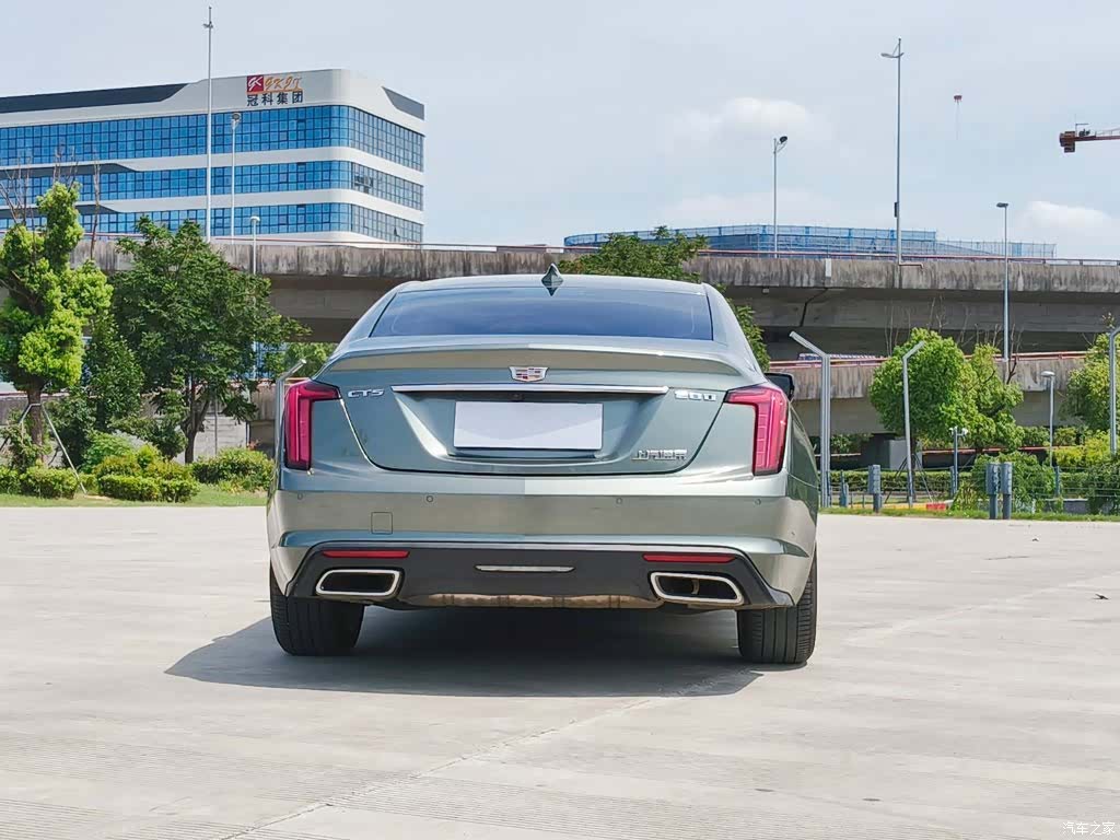 Cadillac CT5, 2022 все фото