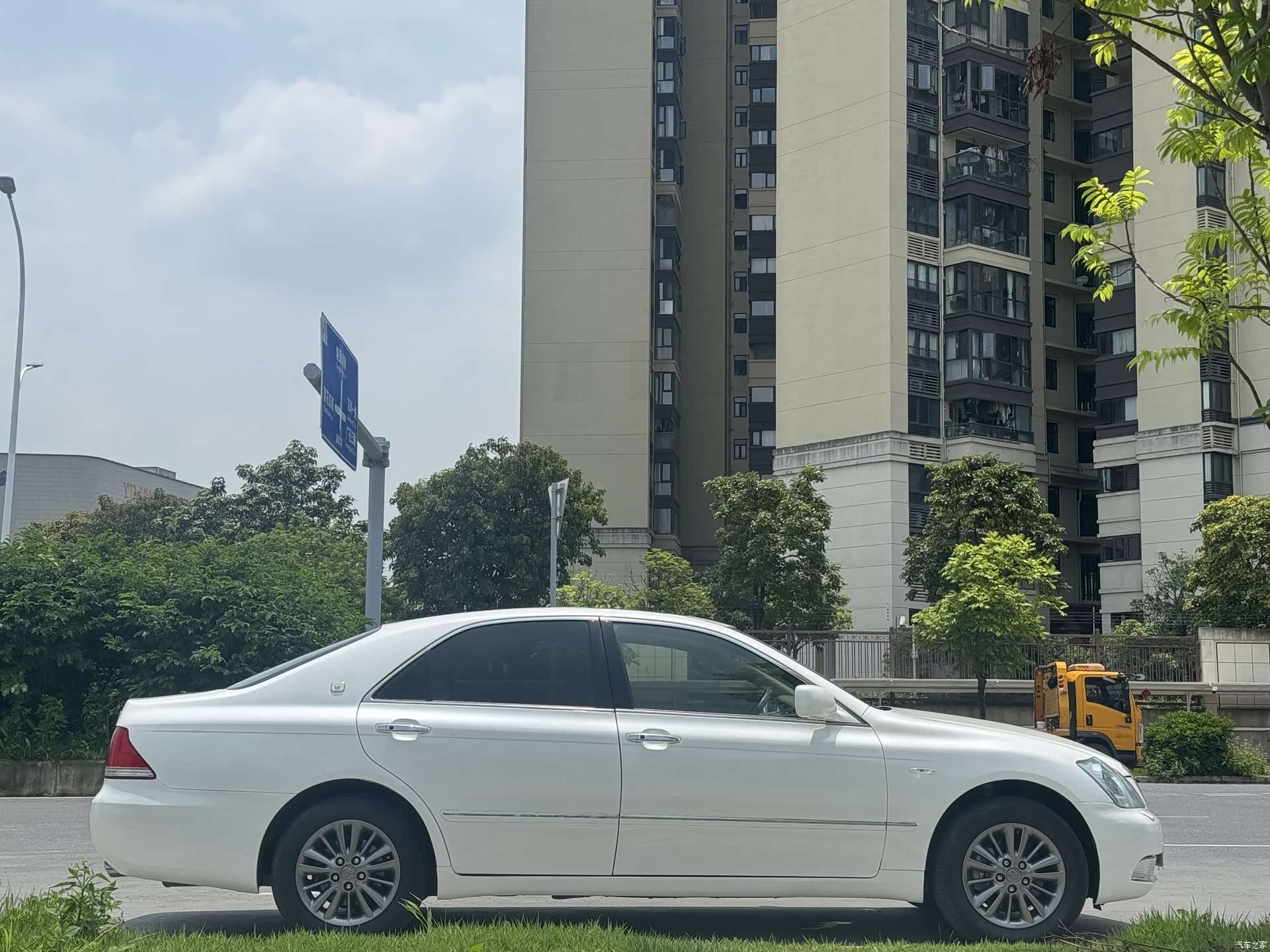 Toyota Crown, 2005 7