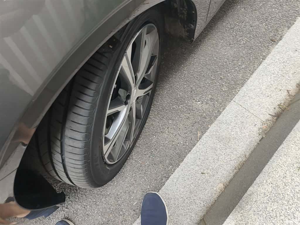 Geely Emgrand, 2024 23