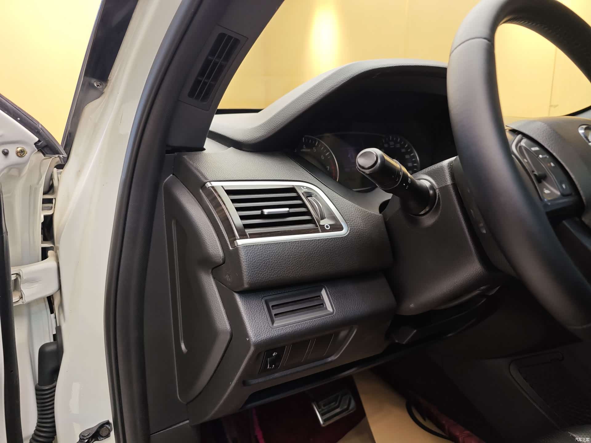 Landwind X7, 2017 11
